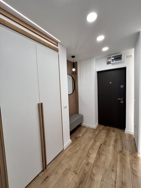 Drumul Taberei, M. Romancierilor, proprietar, 2 camere semidecomandat,