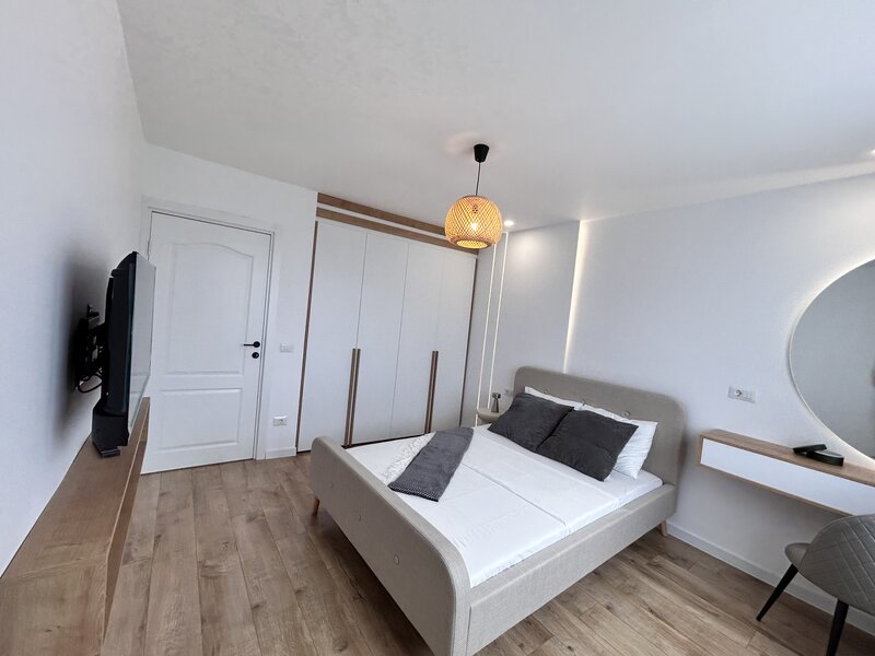 Drumul Taberei, M. Romancierilor, proprietar, 2 camere semidecomandat,
