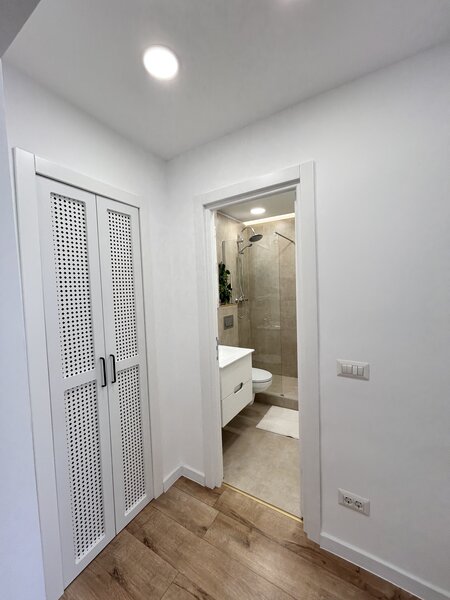 Drumul Taberei, M. Romancierilor, proprietar, 2 camere semidecomandat,