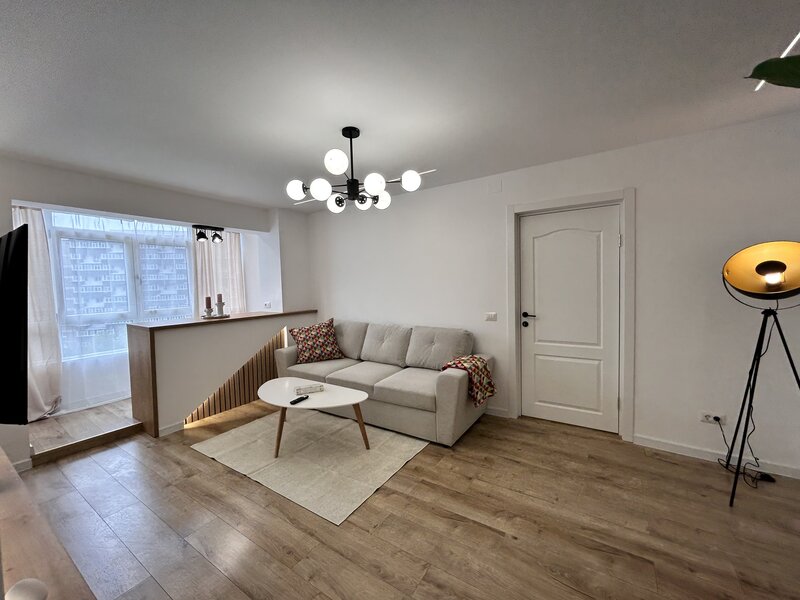 Drumul Taberei, M. Romancierilor, proprietar, 2 camere semidecomandat,